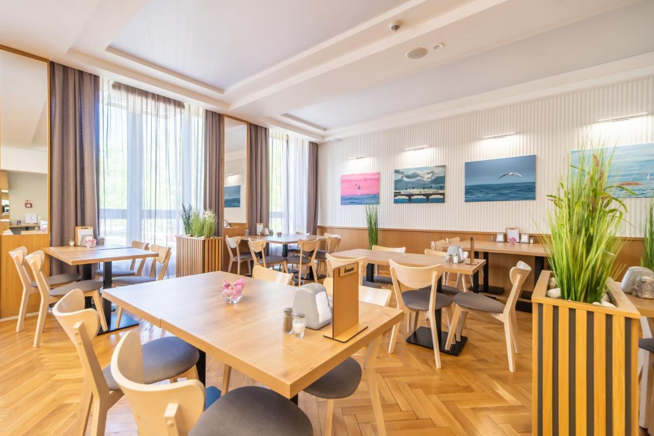 Seapark Hotel Wellness & Spa 코워브제크 외부 사진